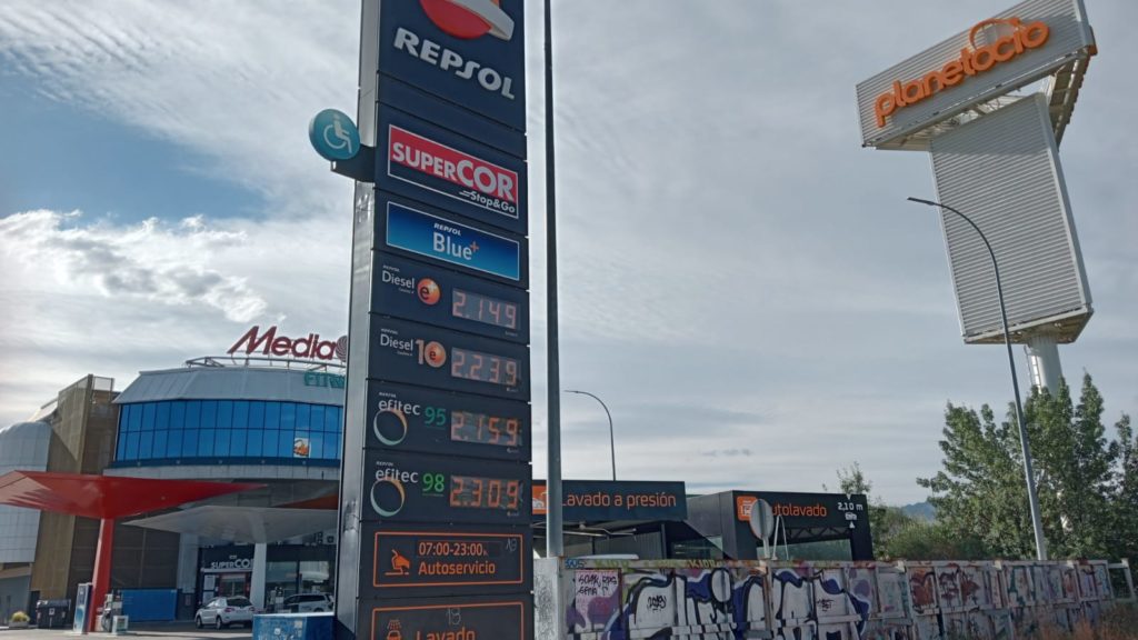 Precio de combustible 